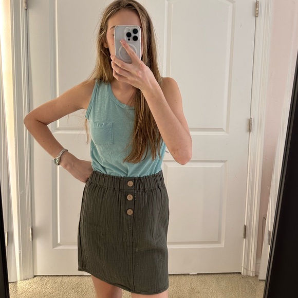 GB Girls Army Green Skirt - Picture 1 of 4